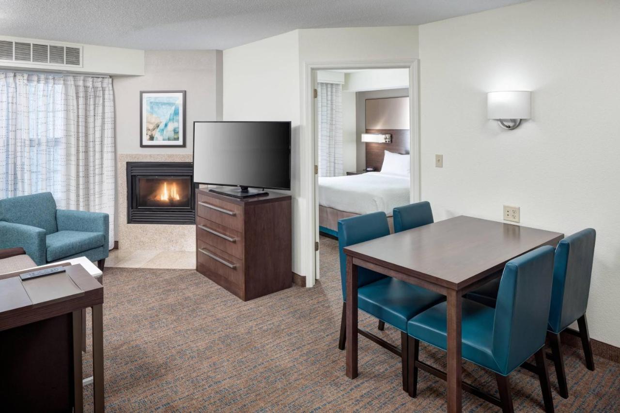 Residence Inn Kansas City Country Club Plaza Εξωτερικό φωτογραφία