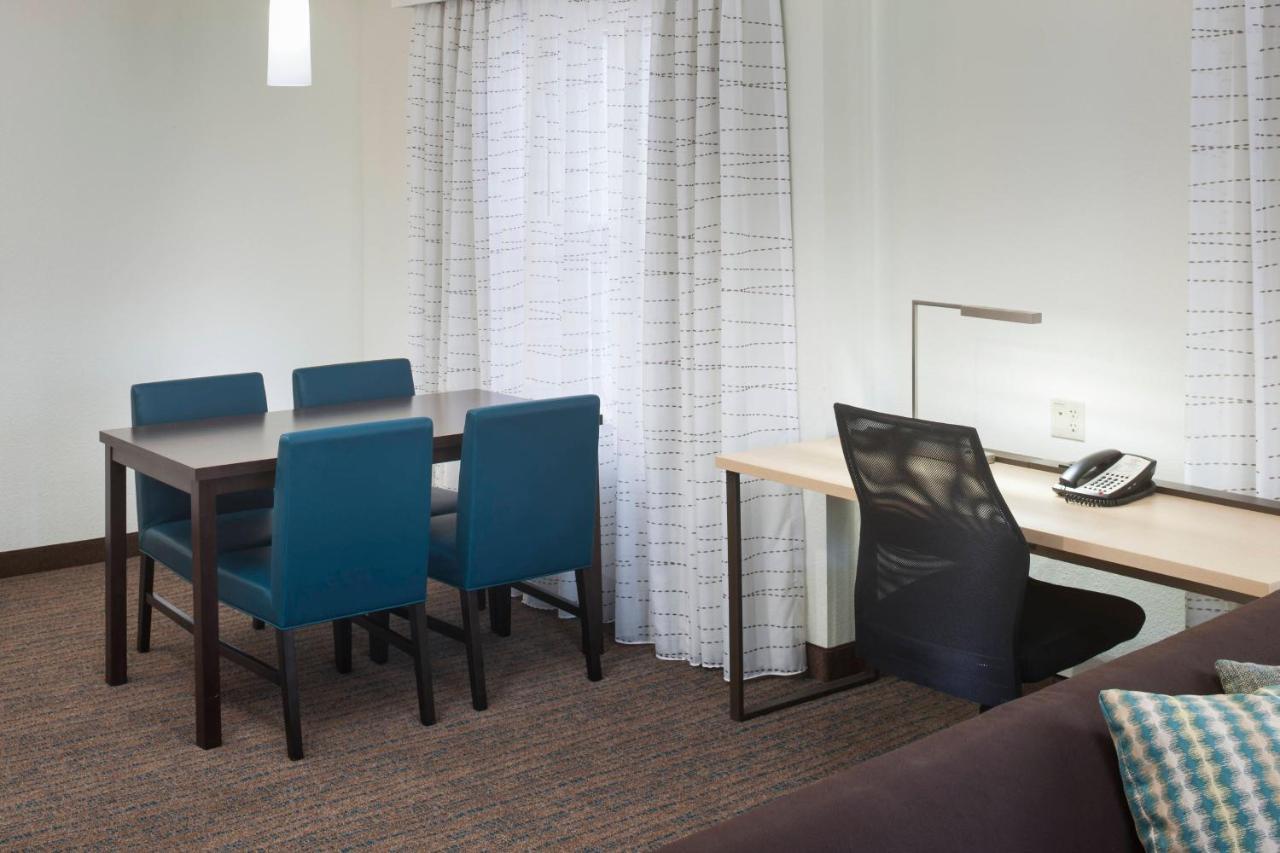 Residence Inn Kansas City Country Club Plaza Εξωτερικό φωτογραφία